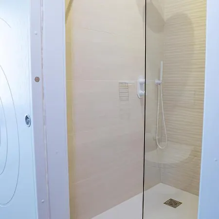 Pensionat Sunshine Charming 4*